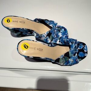 Nine West Blue Floral Women's Wedges